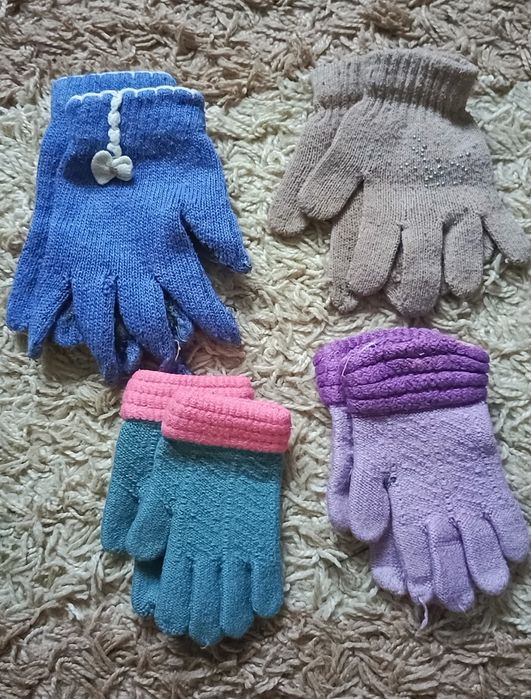 Рукавички для дівчинки