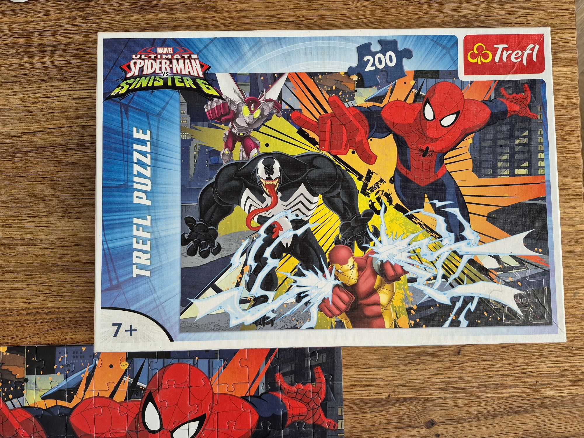 Puzzle Trefl Spider-Man 200 elementów