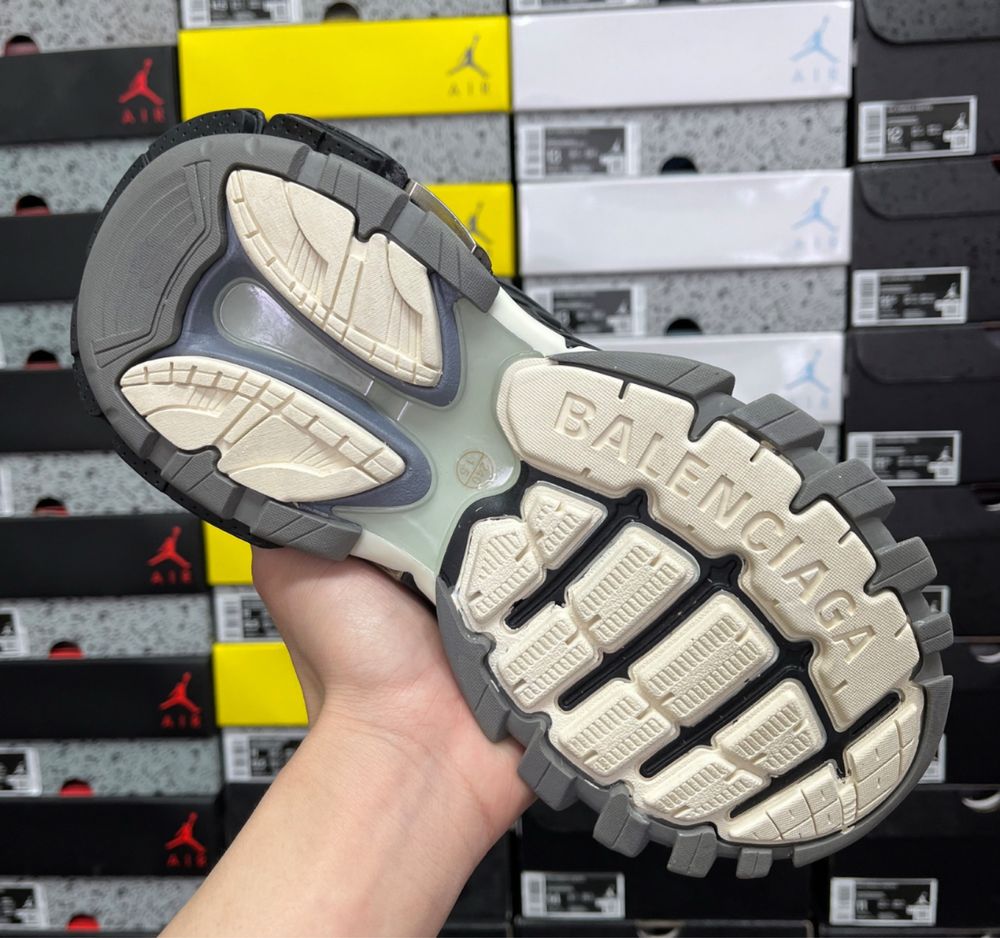 Balenciaga track 2 усі кольори best batch