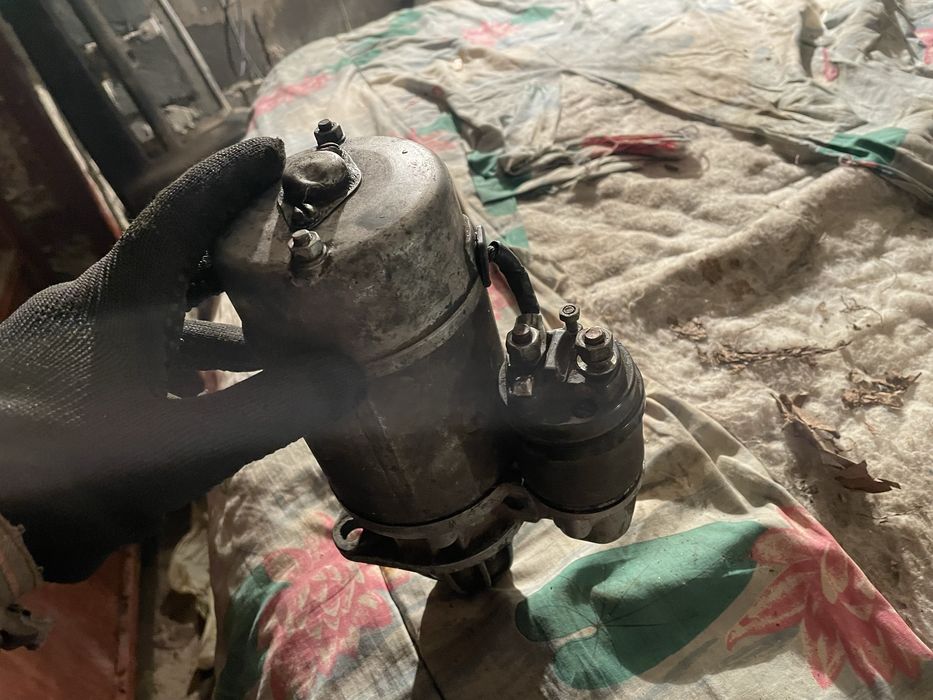 Стартер на 402 двигатель Волга 31105