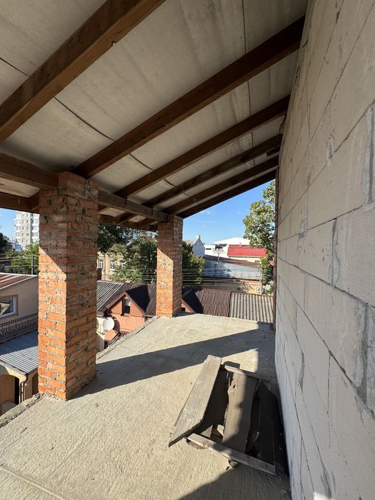 Продається нерухомість