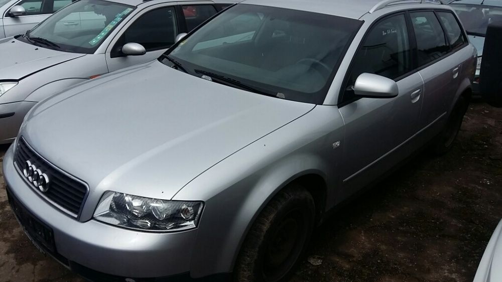 Na części Audi A4 B6 LY7W Silnik Skrzynia Maska Zderzak Drzwi Klapa Szyba