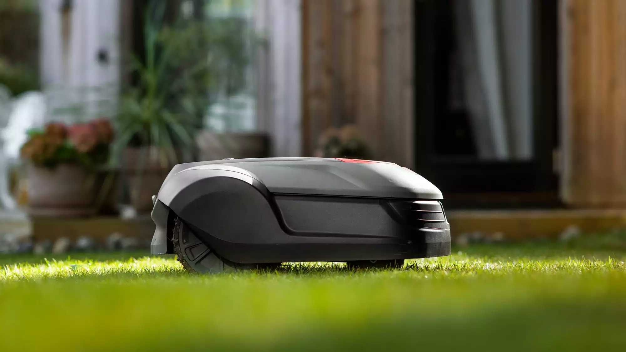 Kosiarka Automatyczna robot koszący Cramer RM2000 GPS GSM