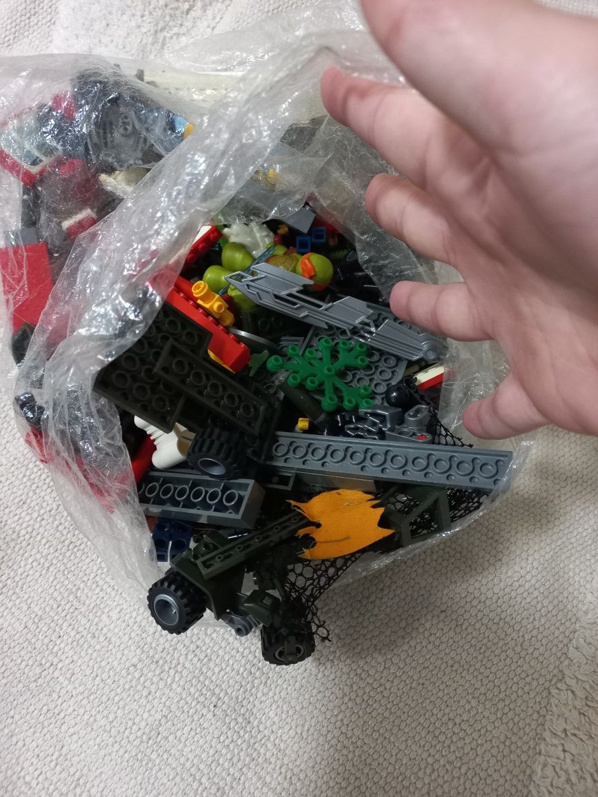 Конструторы лего ассорти LEGO + игрушки
