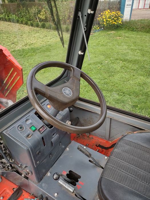 Traktor ogrodowy kmz 012