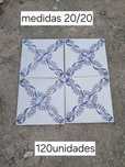 Cento e vinte azuleijos  antigos
