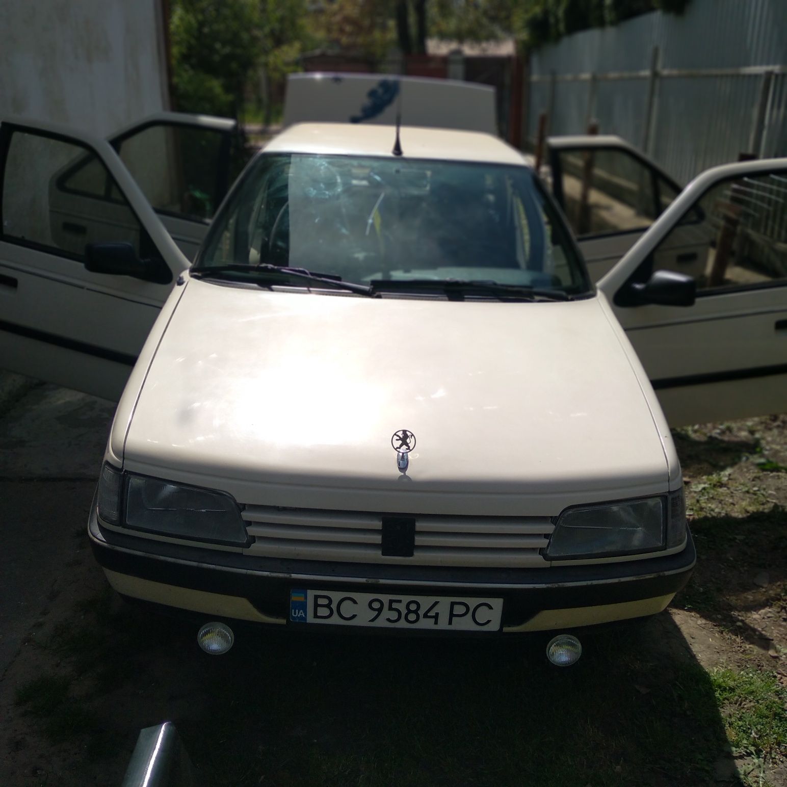 Peugeot 405 1990р