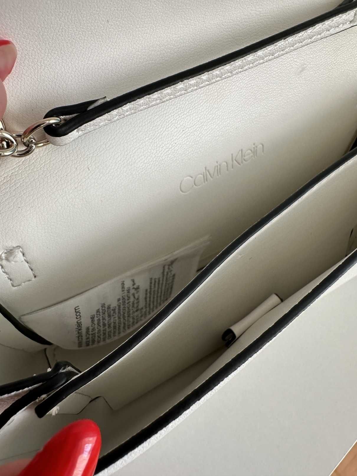 Torebka na telefon Calvin Klein