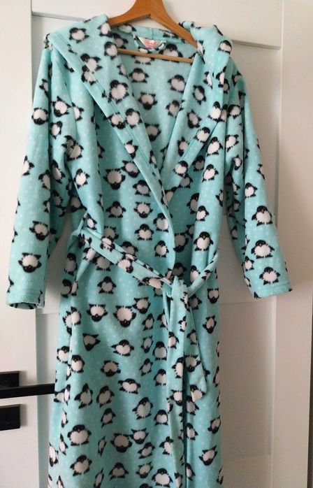 Świetny szlafrok z polarku w pingwiny*rozm. 38-40