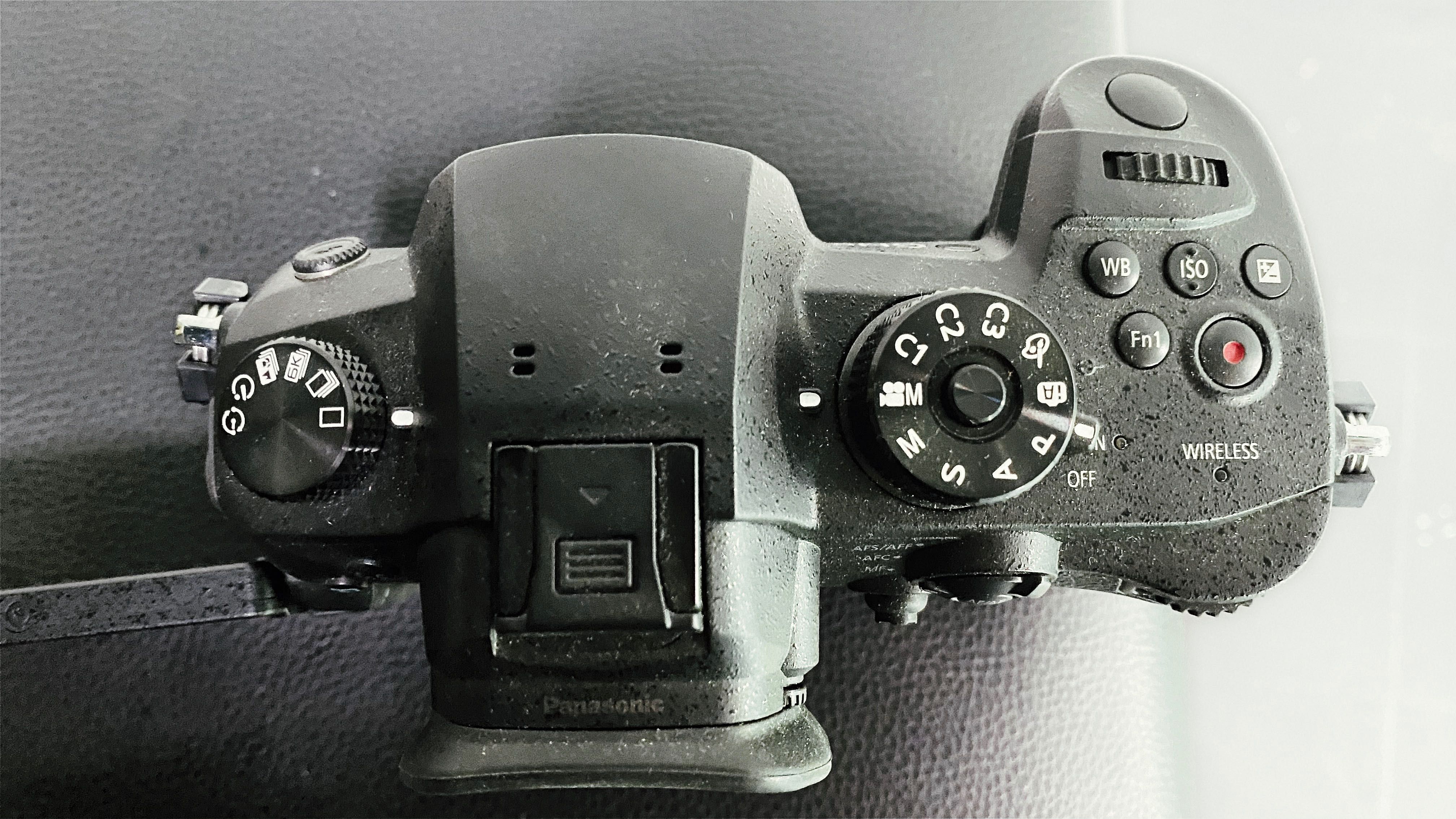 Panasonic GH5 (como nova)