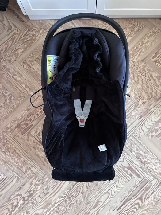 Fotelik samochodowy Cybex Cloud Z i-Size ze śpiworkiem