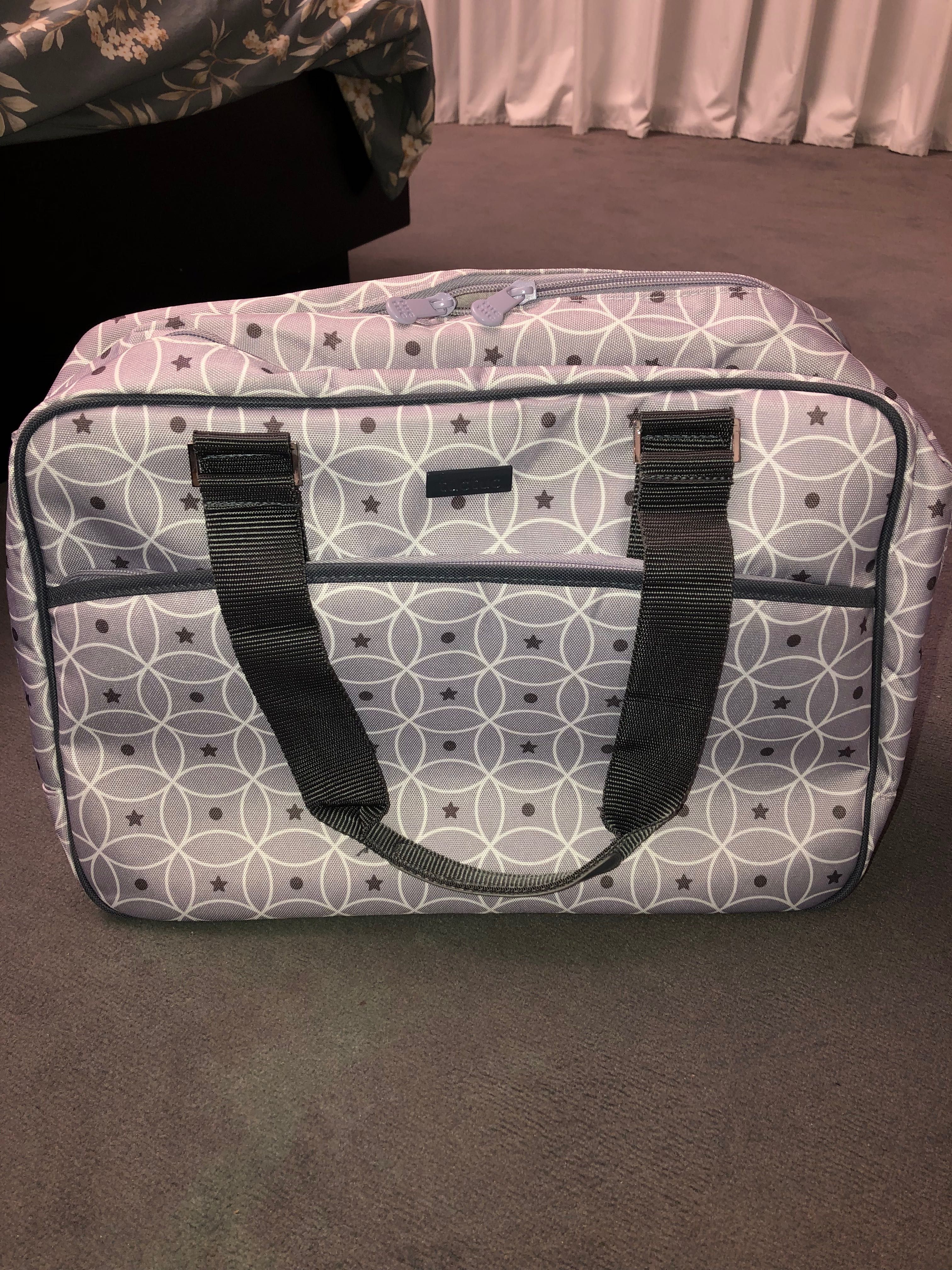 Mala de bebê para passeio com trocador (tuc tuc)