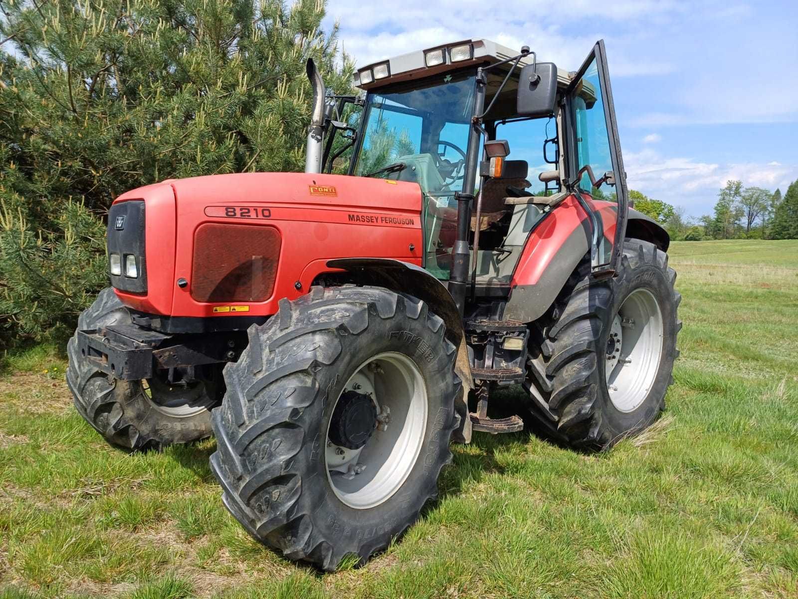 Massey Ferguson 8210