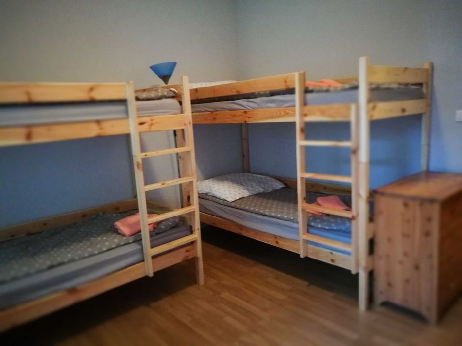 Łóżka piętrowe 90x200 z materacami 500PLN