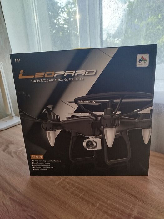 Квадрокоптер (без камери) EOPARD 2.4 GHz R/C 6 AXIS GYRO QUADCOPTER.