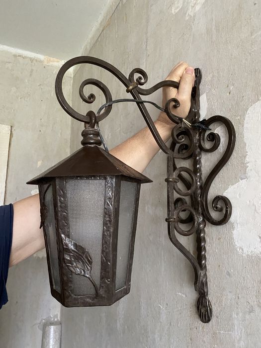 Світильник ручноі ковка