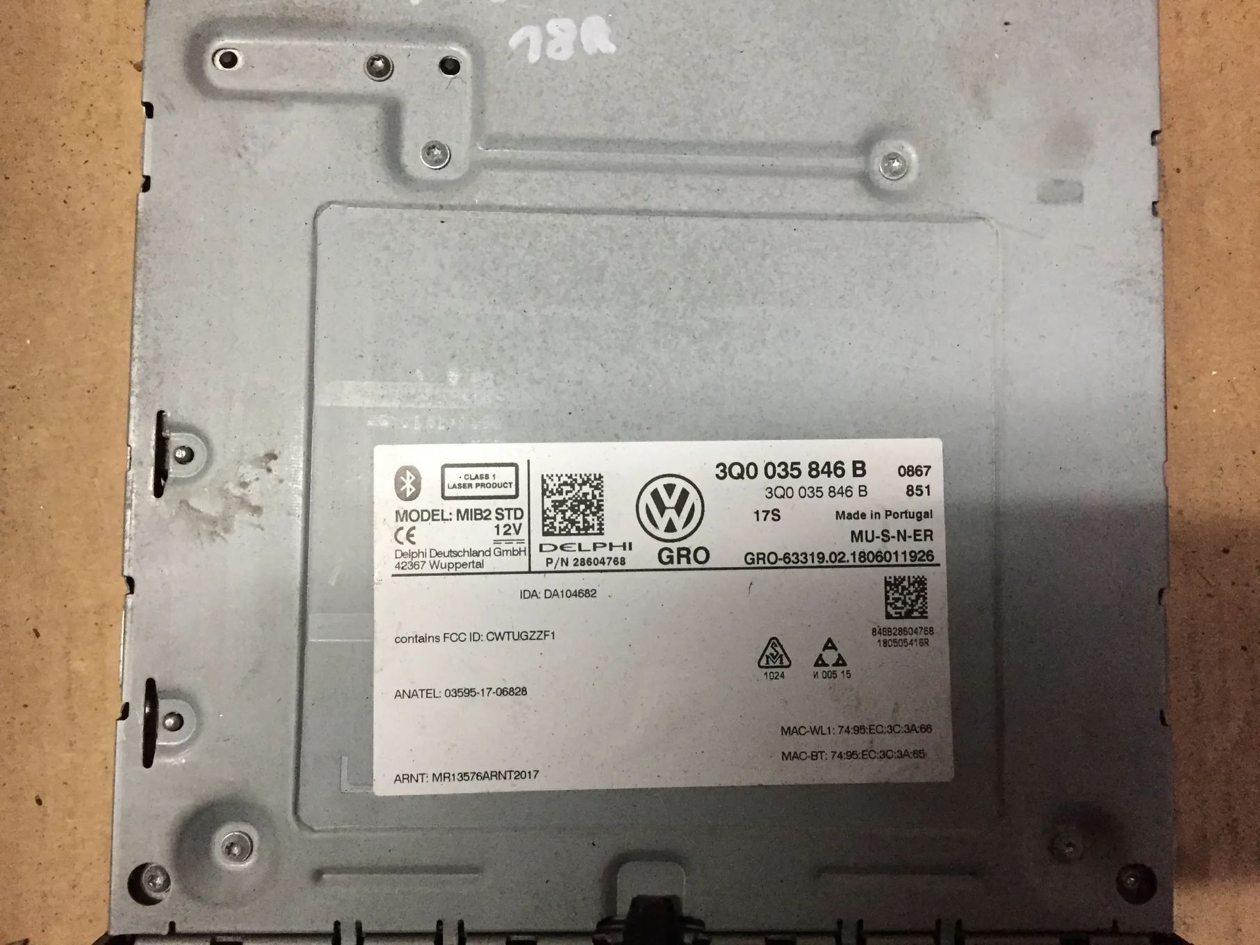 VW PASSAT B8 18R MULTIMEDIA CZYTNIK KARTY NAWIGACJI 3Q0035846B