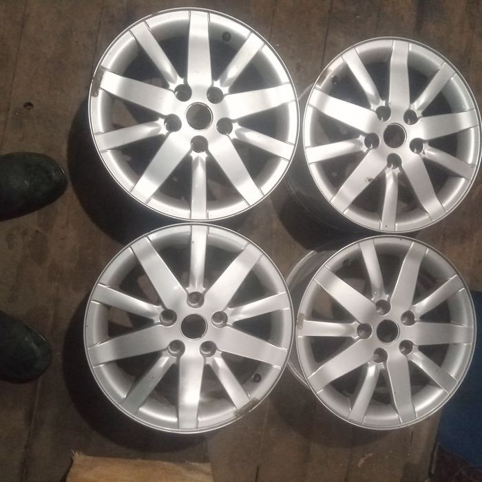 Продам диски r16