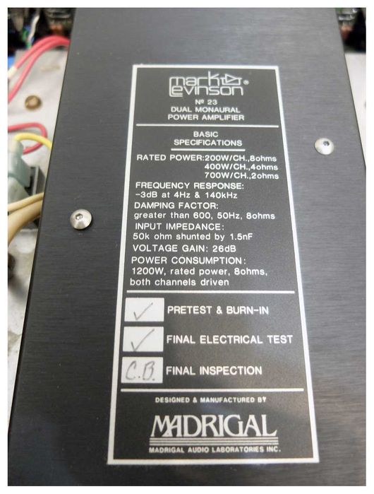 Amplificador Mark Levinson Nº23 em óptimo estado e renovado