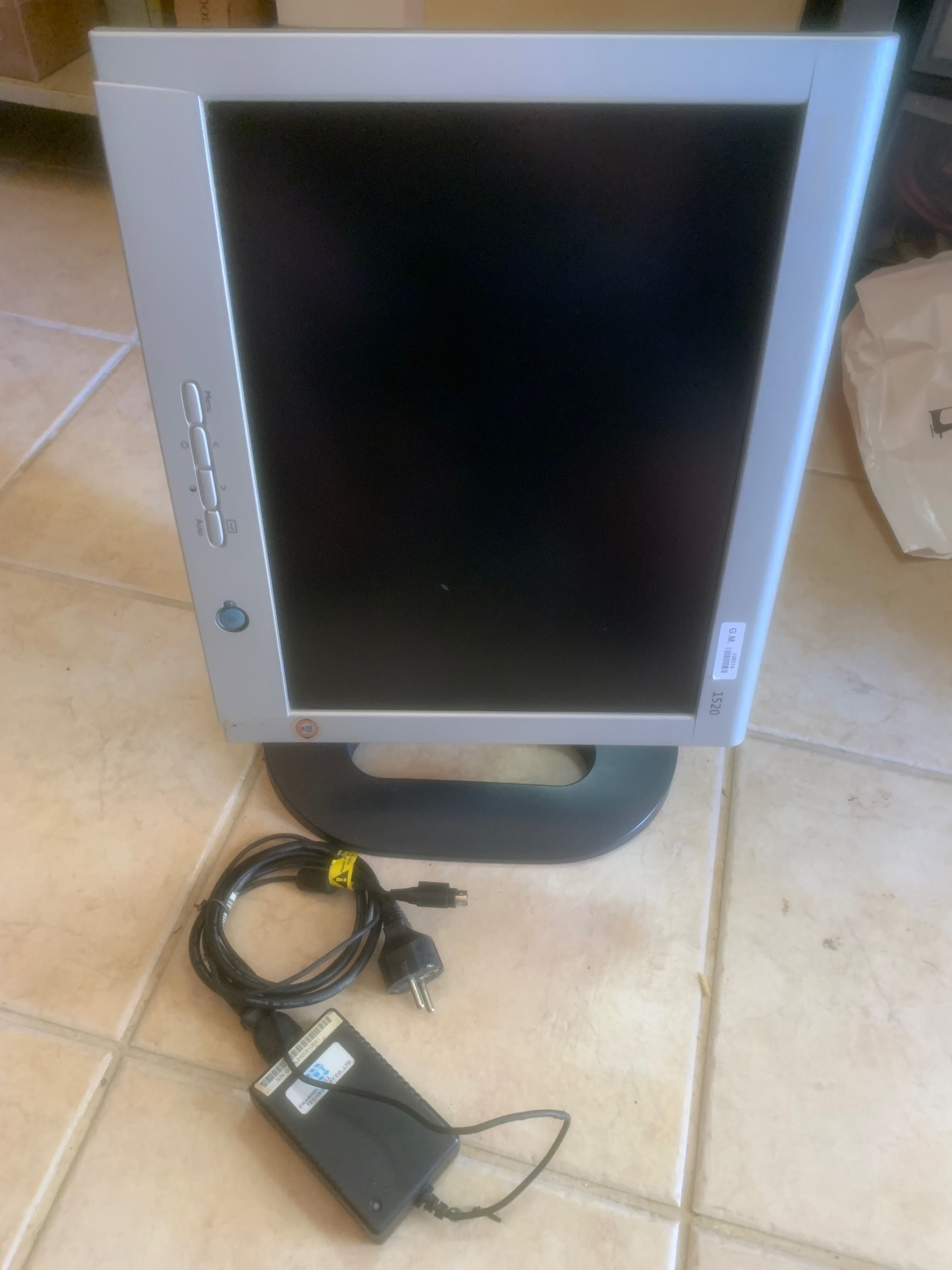 Monitor lcd 17” rotativo DVI e VGA