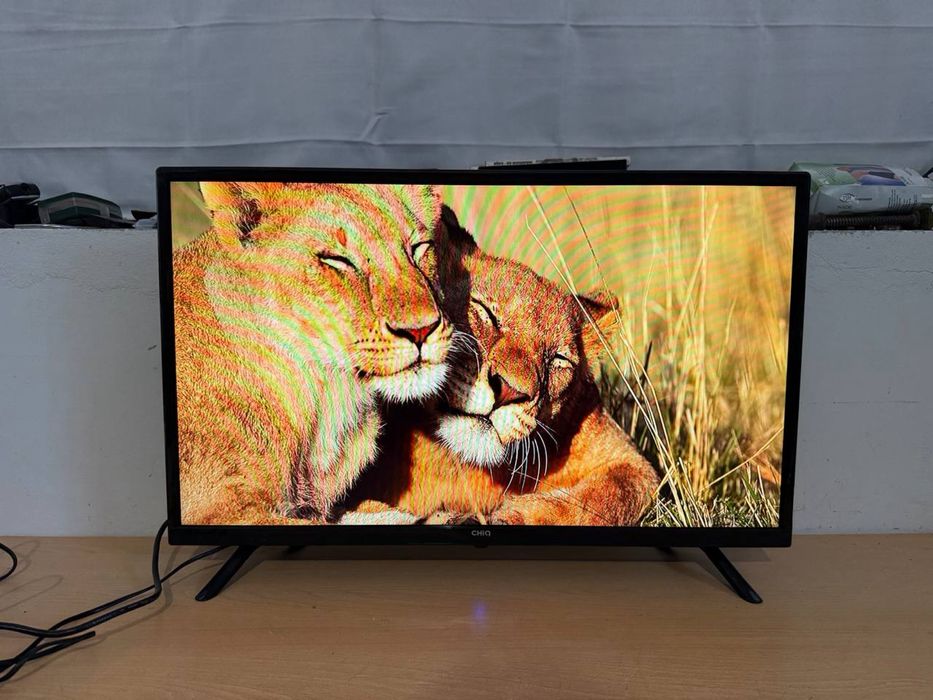 Телевізор CHiQ 32” HD LED