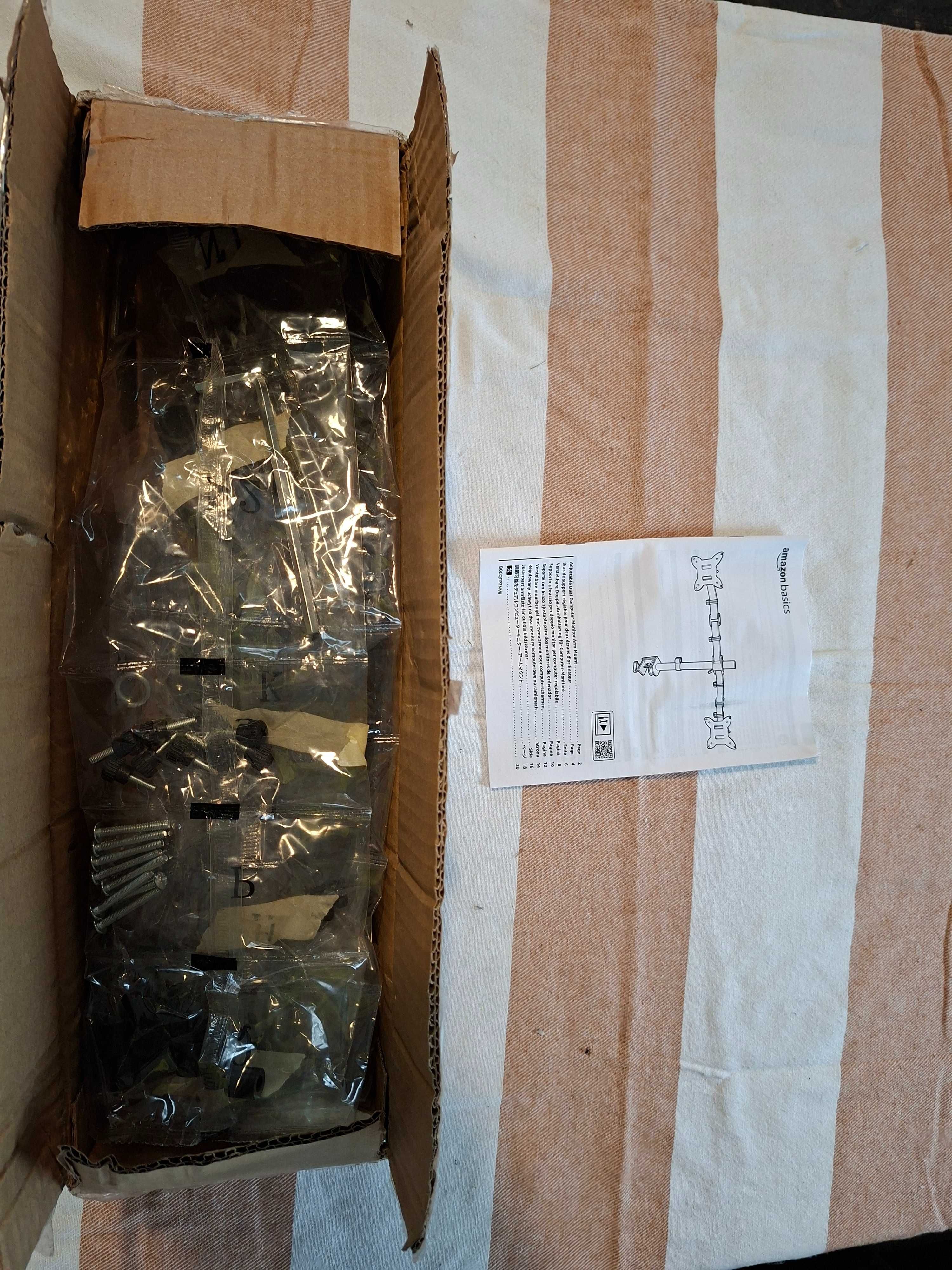 Amazon Basics Stojak na 1 monitor komputerowy, do biurka