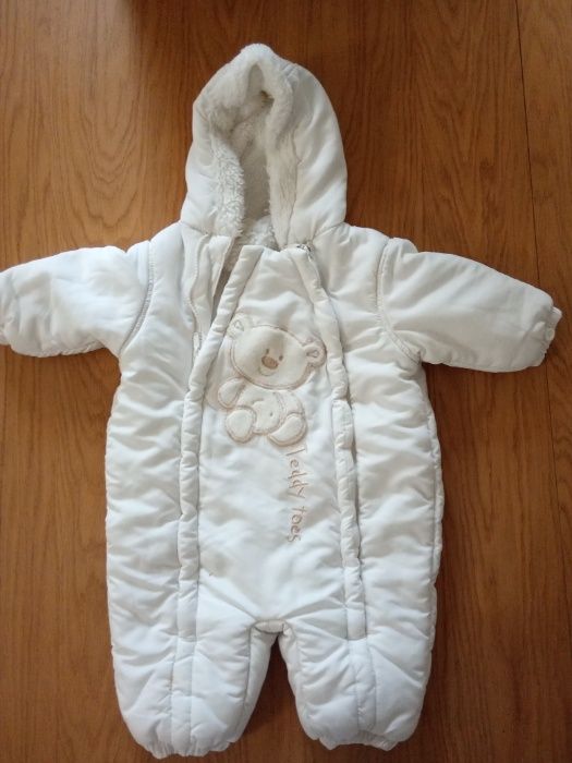 Kombinezon zimowy dla niemowlaka 6-9 miesięcy