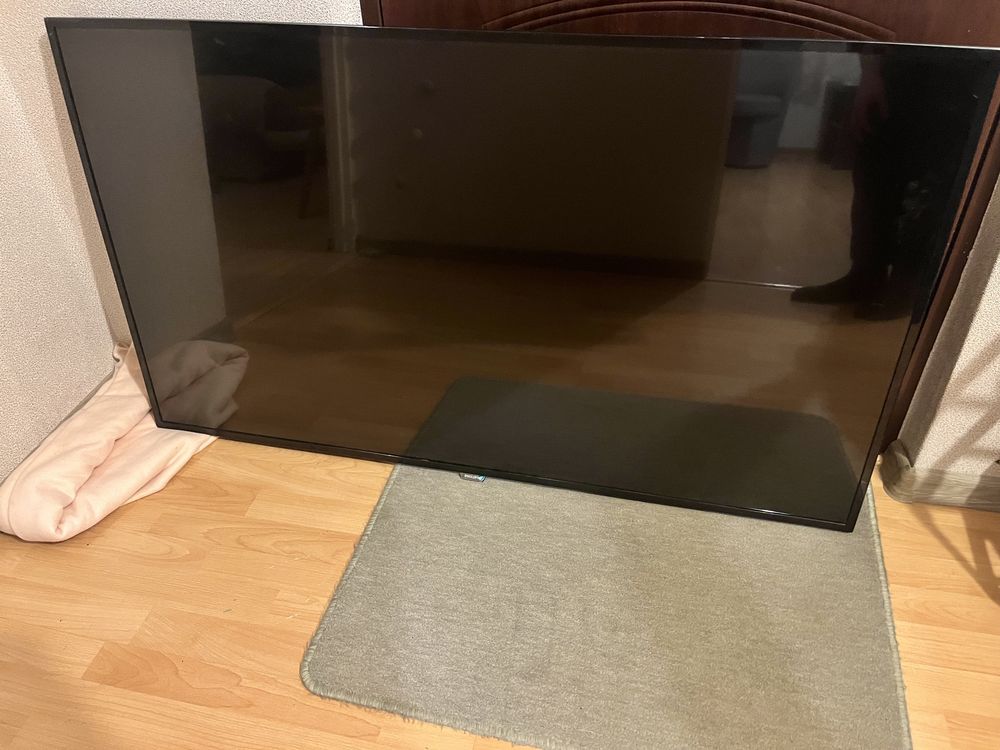 Telewizor Philips 55 cali, LED 4K UHD, cały, do naprawy