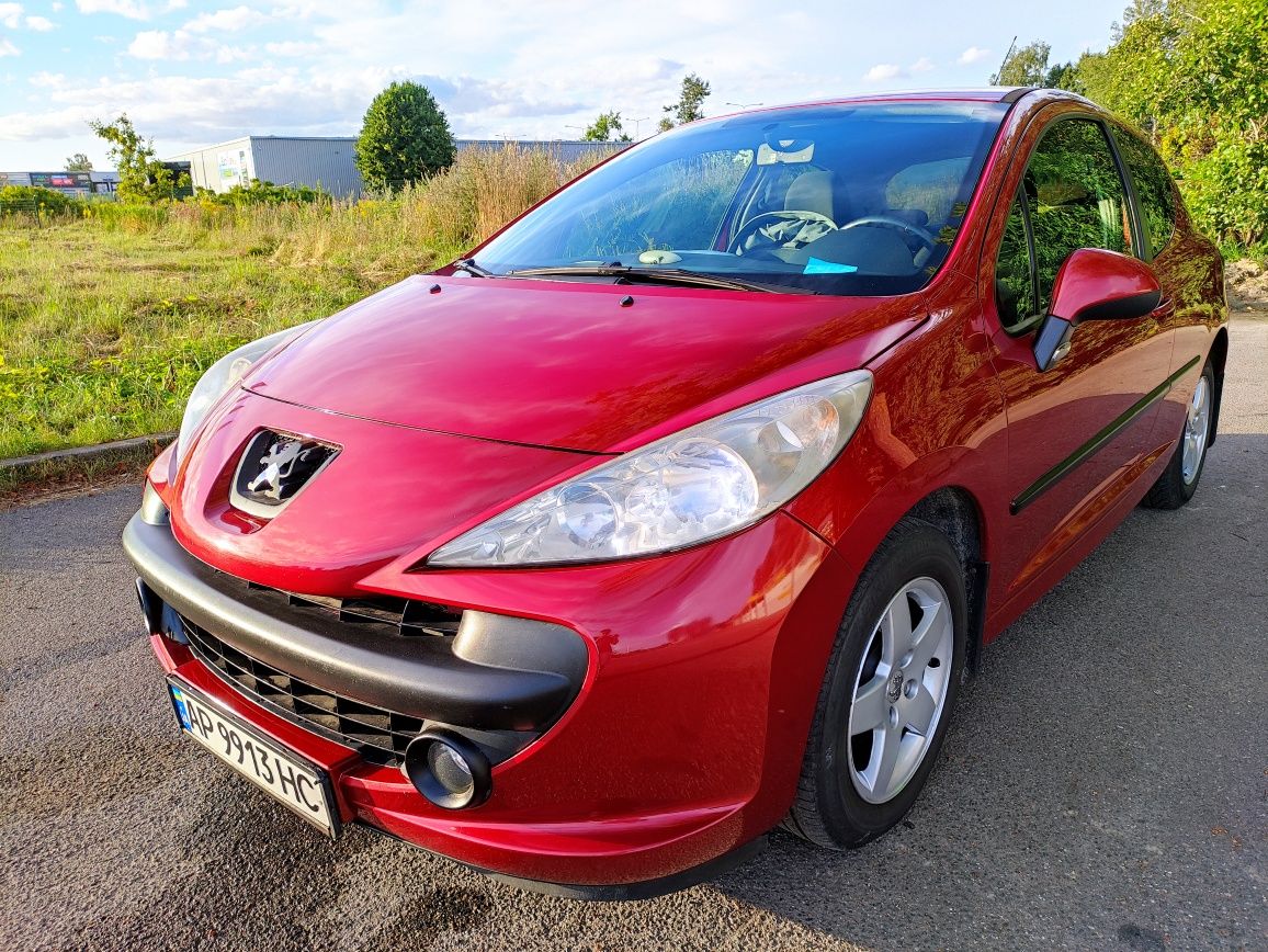 Продам Peugeot 207