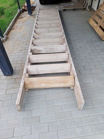 schody budowlane drewniane długość 4,5m szer. 0,80m