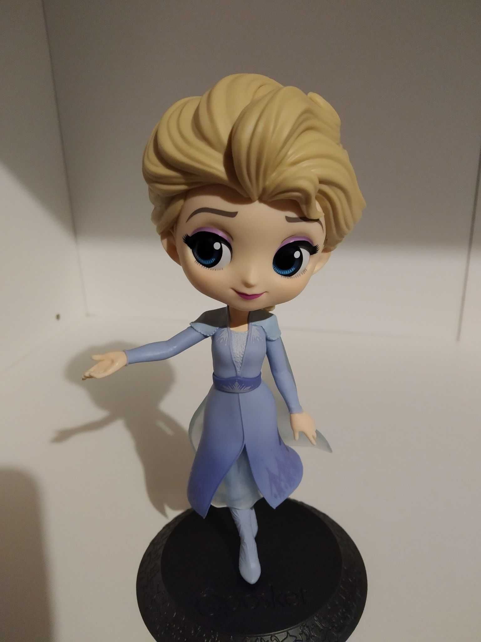 Oryginalna figurka q posket Elsa Frozen 2 Disney