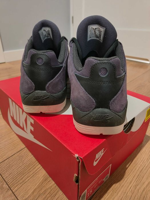 Nowe buty Nike Vertebrae 49,5