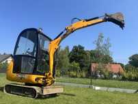 Minikoparka JCB 8016