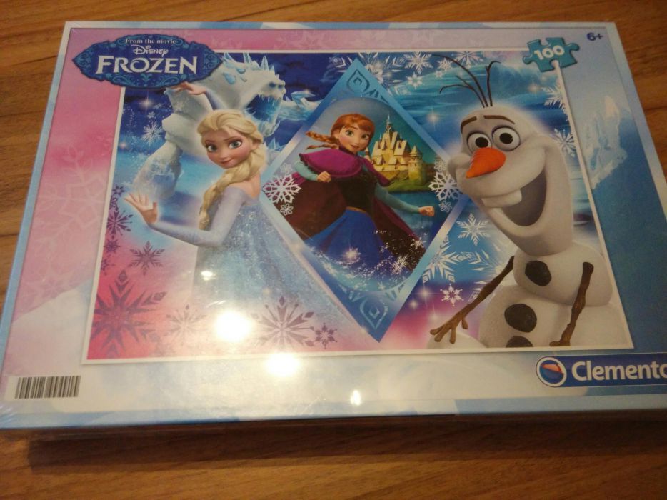 Puzzle Frozzen zafoliowane nowe