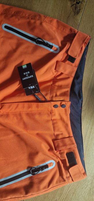 Spodnie snowboardowe Superdry Freestyle Pant w kolorze Havana 2XL