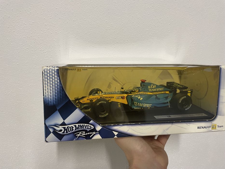 Hot Wheels Racing Team Renault F1 Fernando Alonso 1/18 Kolekcjonerski