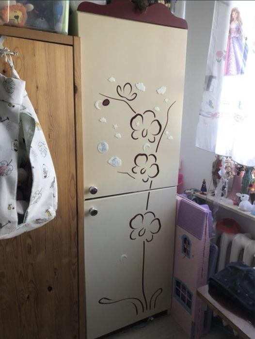 Komplet mebli łóżko szafa komoda