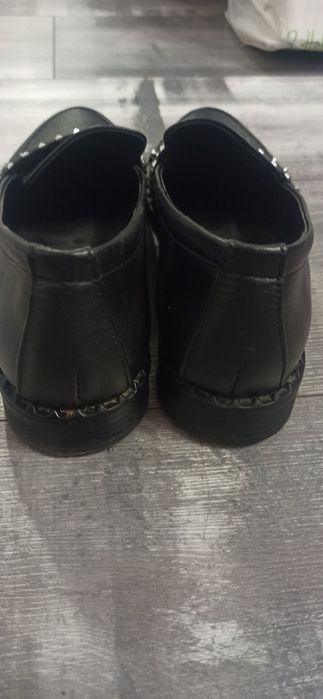 Кожаные Лоферы туфли новые