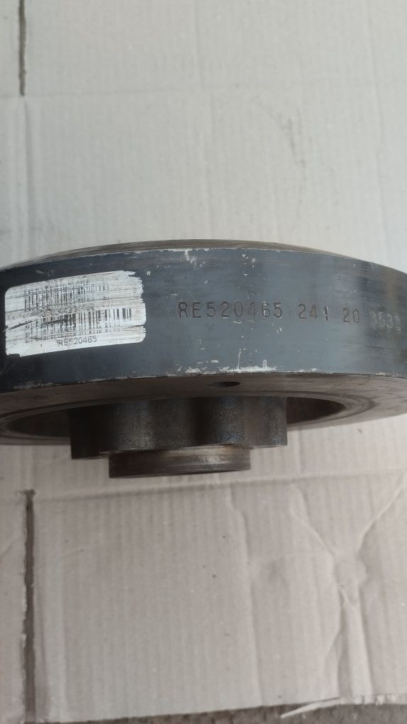 Демпфер John Deere RE520465