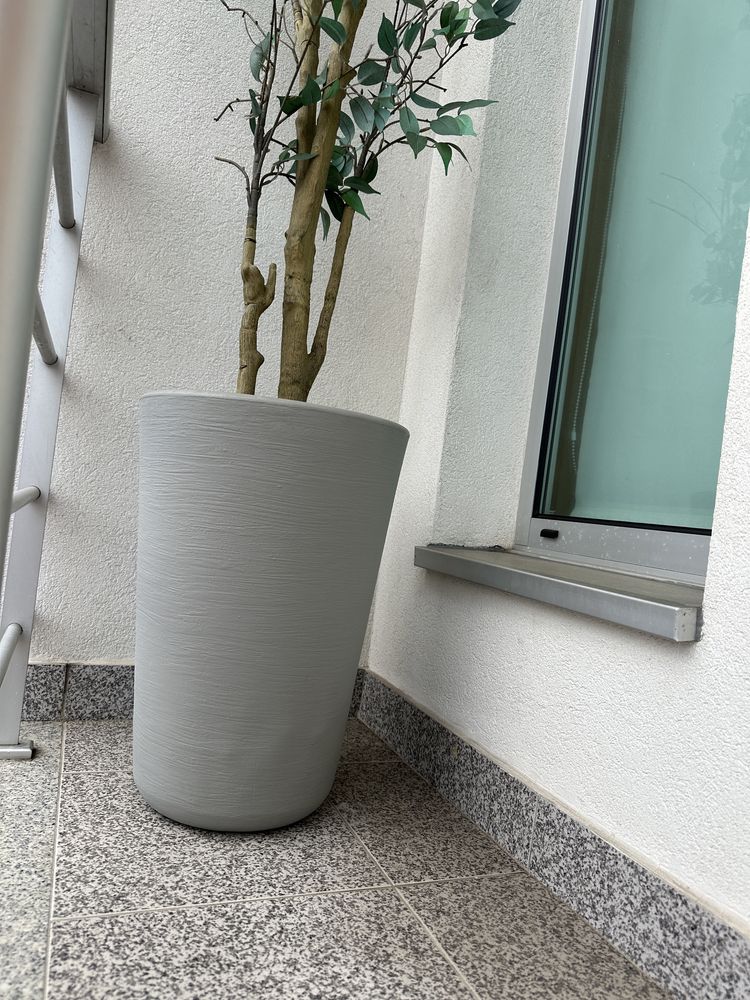 Vaso alto cinza PVC exterior/interior jardim ou terraço