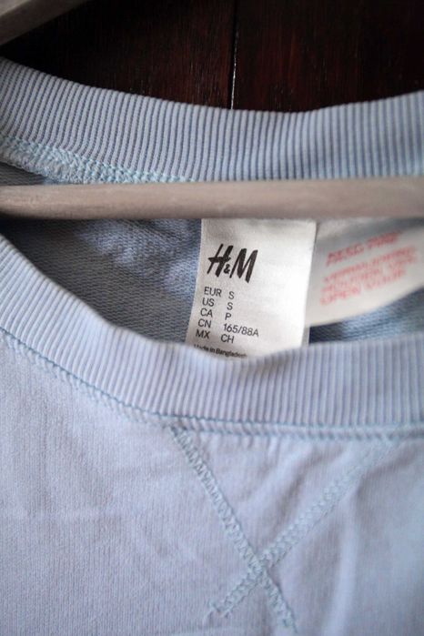 Przedłużona bluza H&M w przyjemnym niebieskim kolorze. Rozmiar S