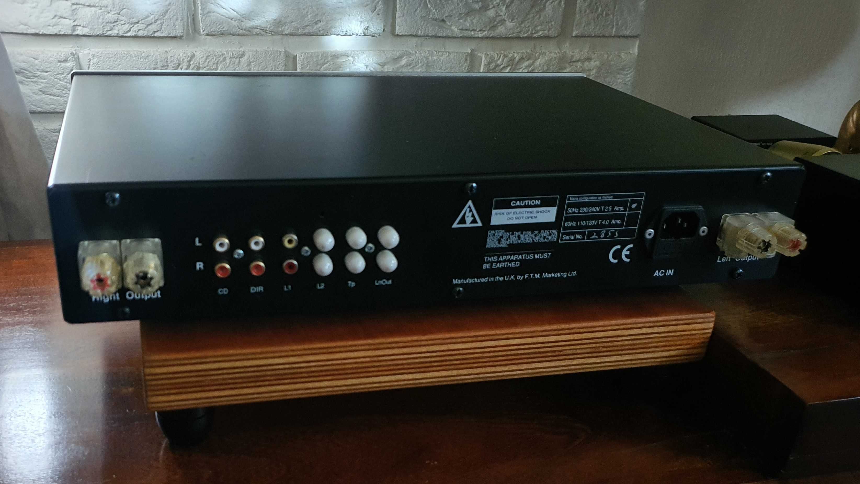 Sonneteer Alabaster