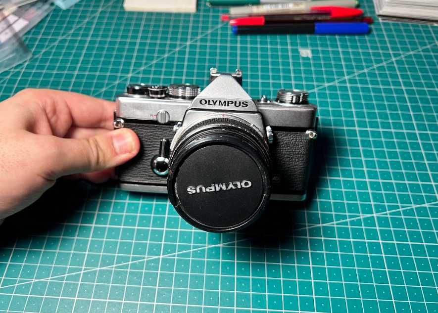 (Checked) Olympus OM-1