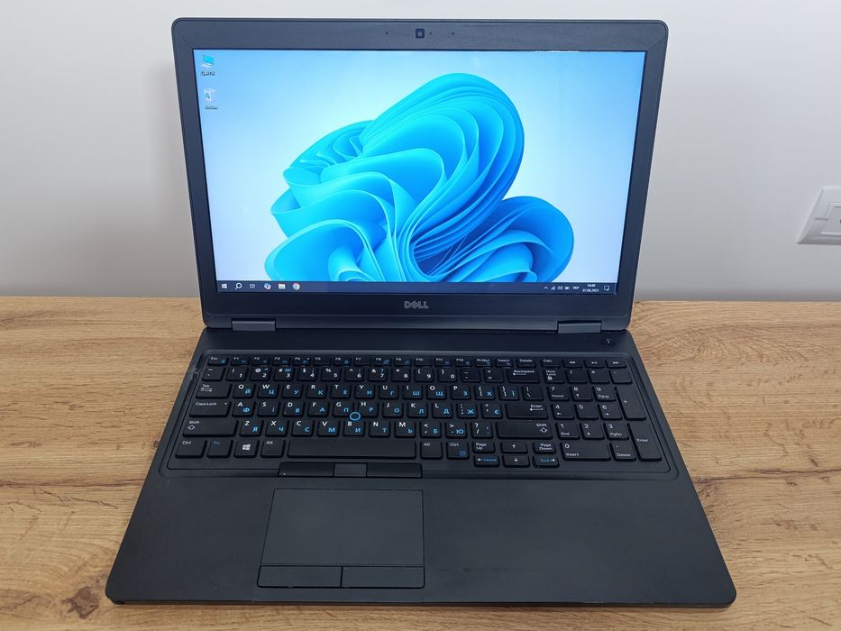 15'6 ноутбук Dell Latitude 5580/i5-8250U/8GB DDR4/SSD 256/АКБ 2 год