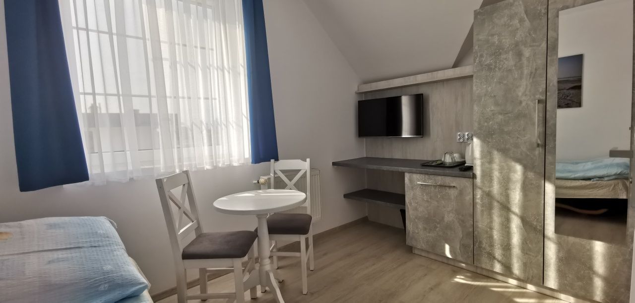Jastarnia- wolne pokoje w Helu 1-4.08. Do plaży 4 min.Centrum