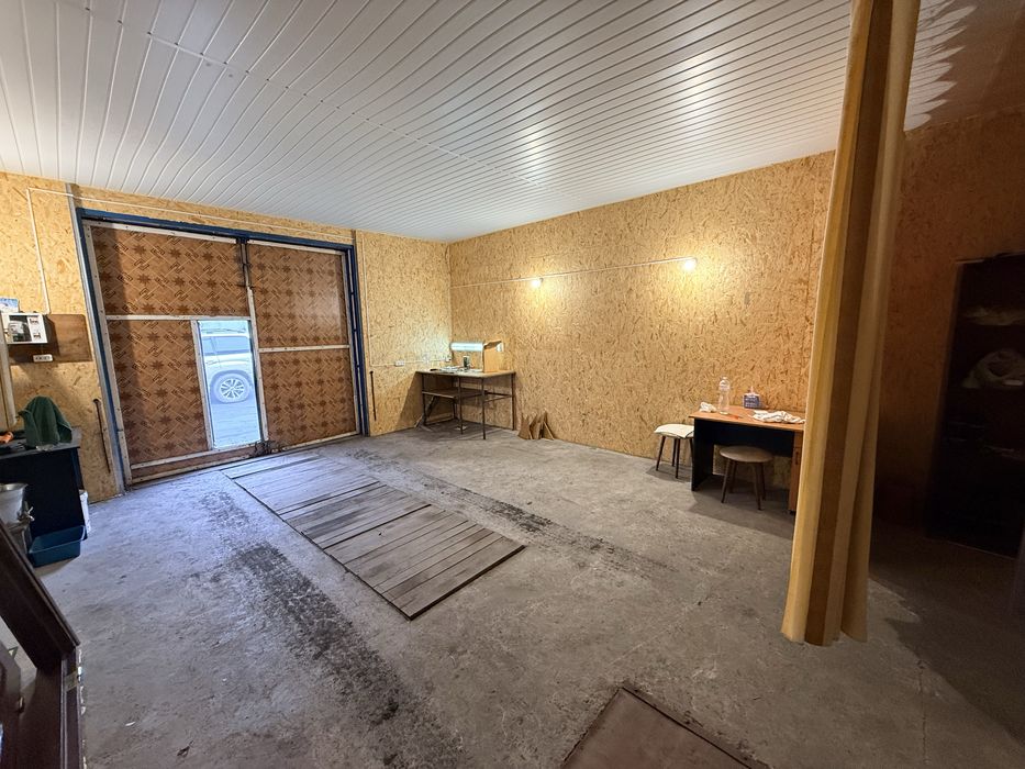 Продається великий гараж скважина яма