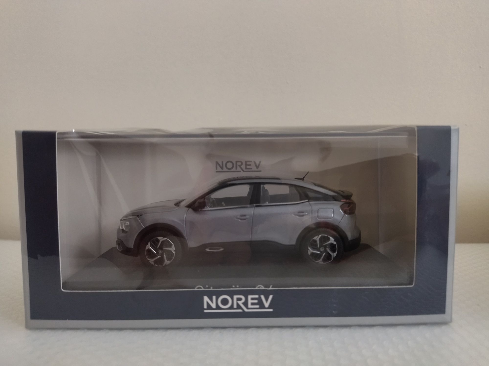 Miniatura Citroen C4 Nova 1/43