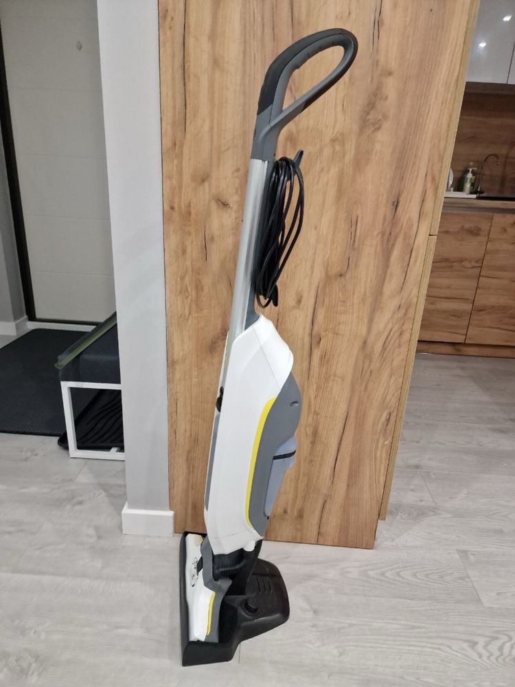 Підлогомийна машина для дому Karcher EWM 2 Limited Edition