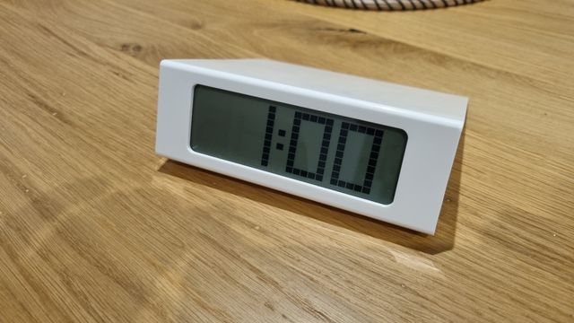 Ikea VIKIS zegar budzik biały