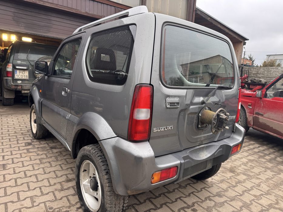 Suzuki Jimny 1.3 dohc; nadwozie + inne części